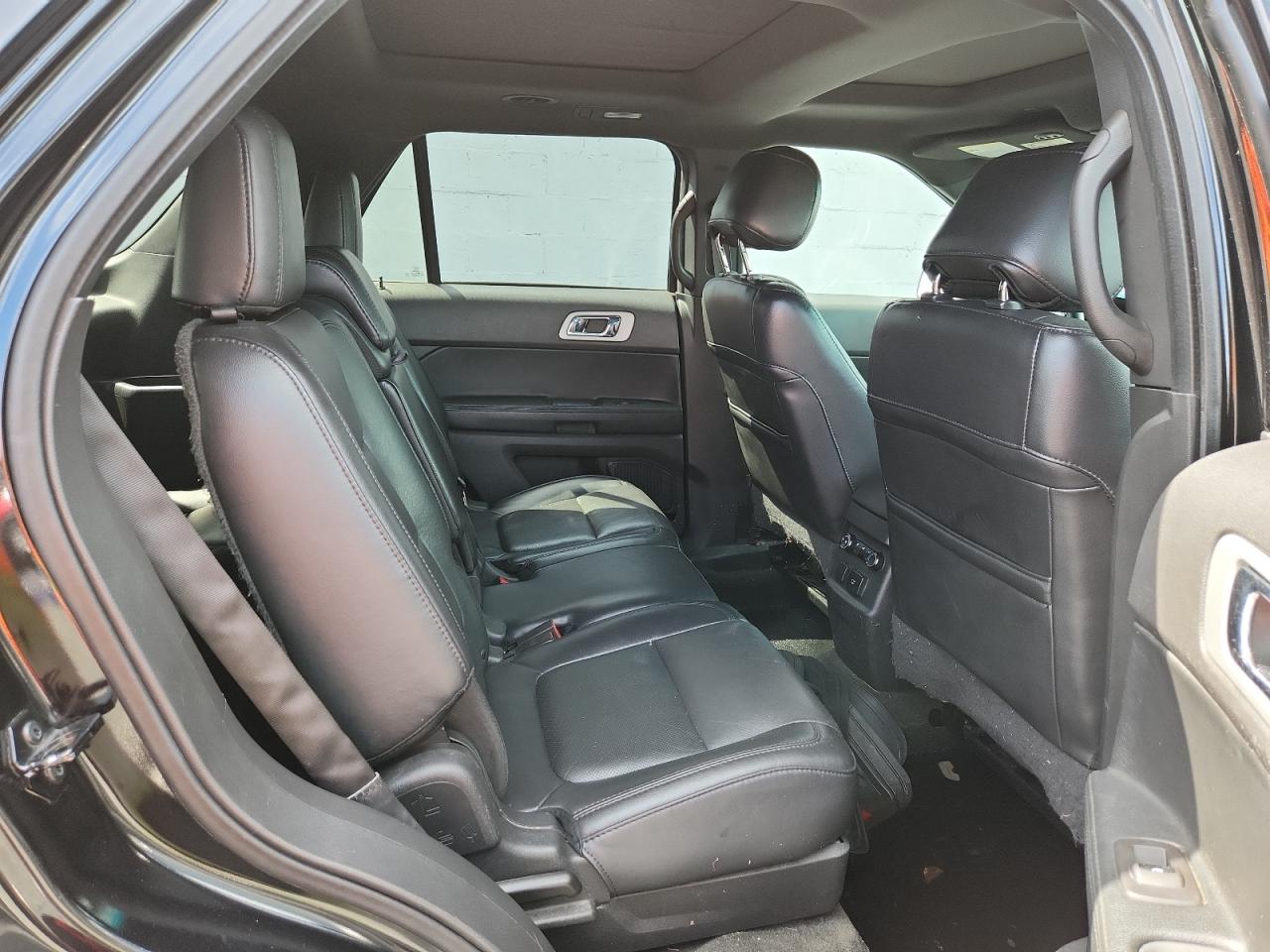 FORD EXPLORER LIMITED