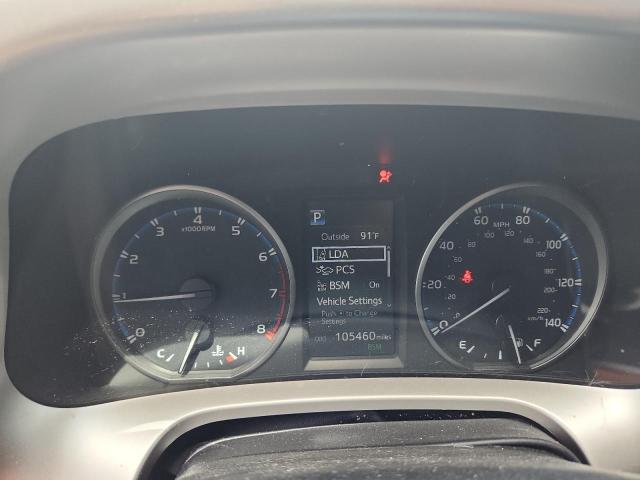 2018 TOYOTA RAV4 ADVEN JTMRFREV5JJ732568