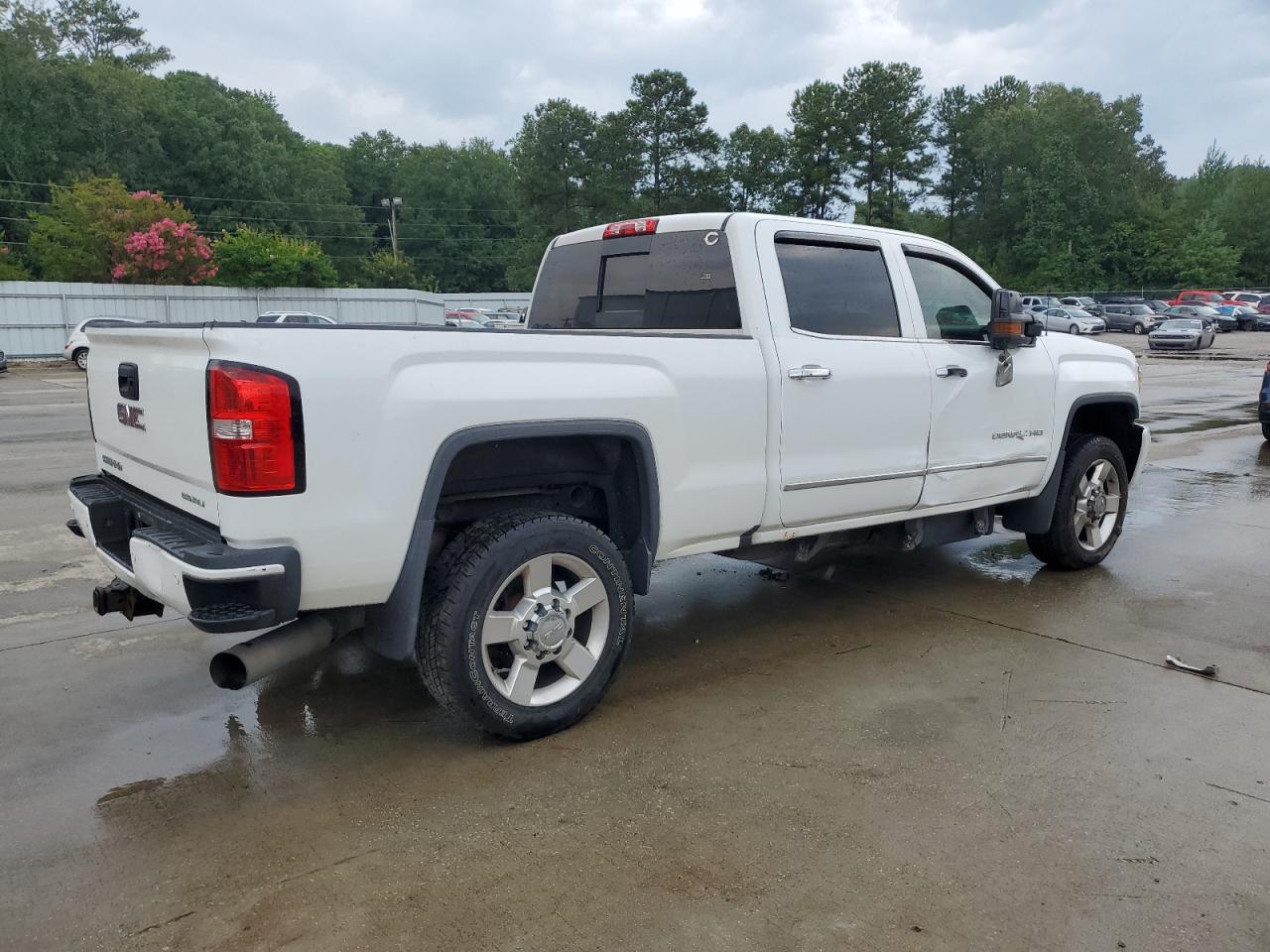 GMC SIERRA 2500HD K2500 DENALI