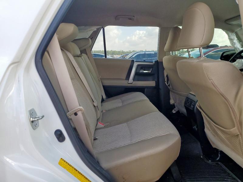 2022 TOYOTA 4RUNNER SR - JTEEU5JR3N5255350