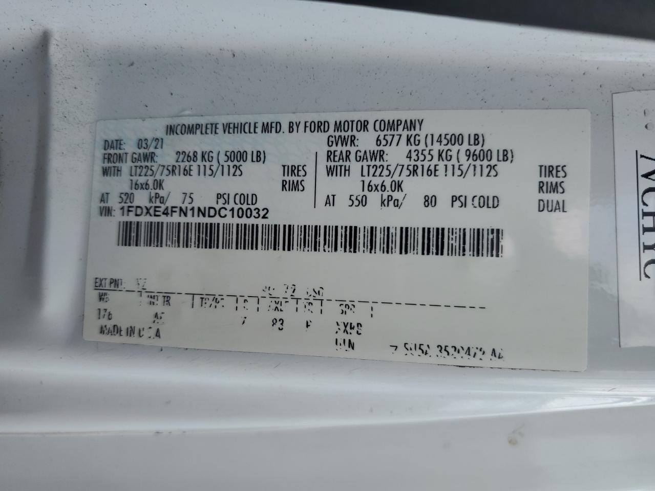 FORD ECONOLINE E450 SUPER DUTY CUTAWAY VAN