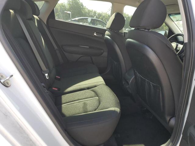 2018 KIA OPTIMA LX 5XXGT4L37JG272094
