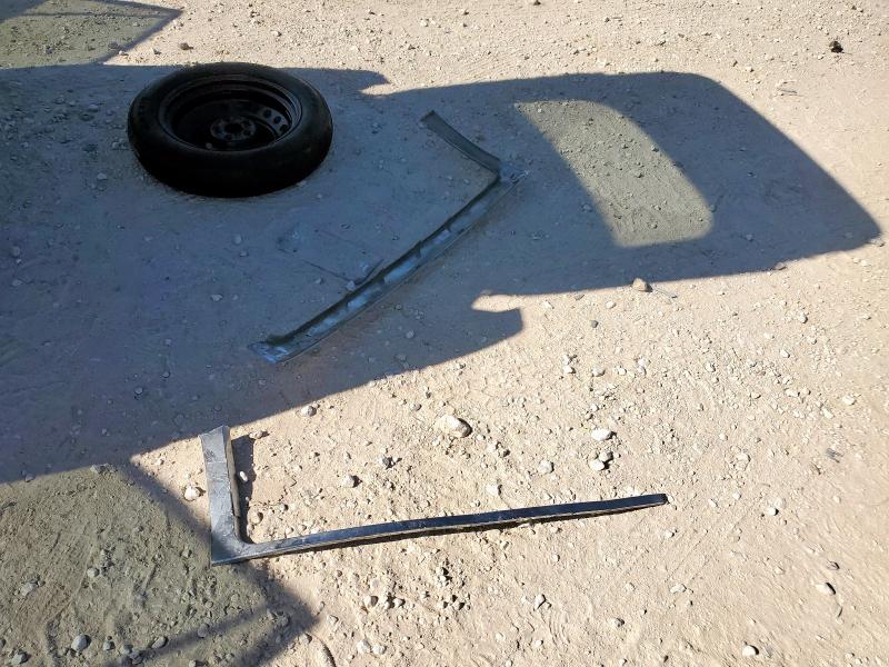 2020 TOYOTA RAV4 XLE 2T3W1RFV8LC052492