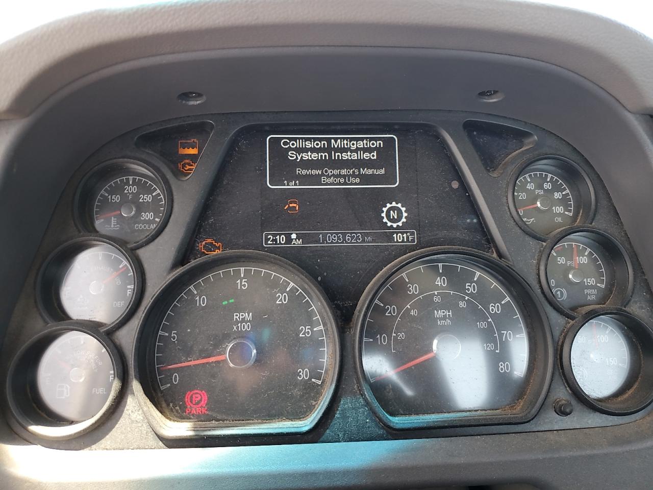 Lot #3316756426 2017 PETERBILT 579