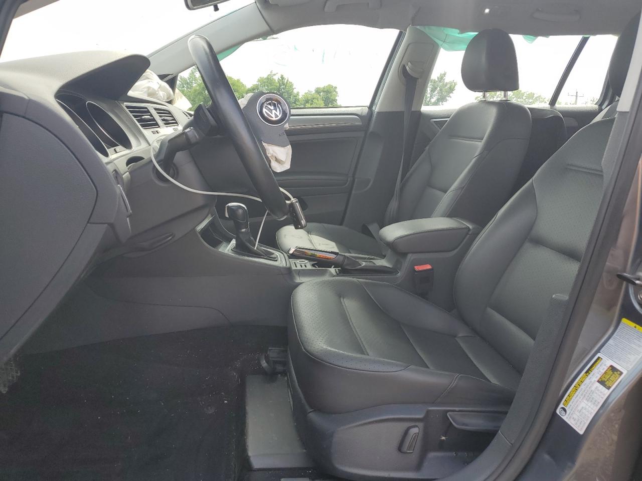 VOLKSWAGEN GOLF SPORTSVAN TDI S