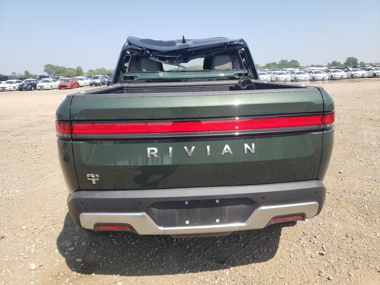 RIVIAN R1T ADVENTURE
