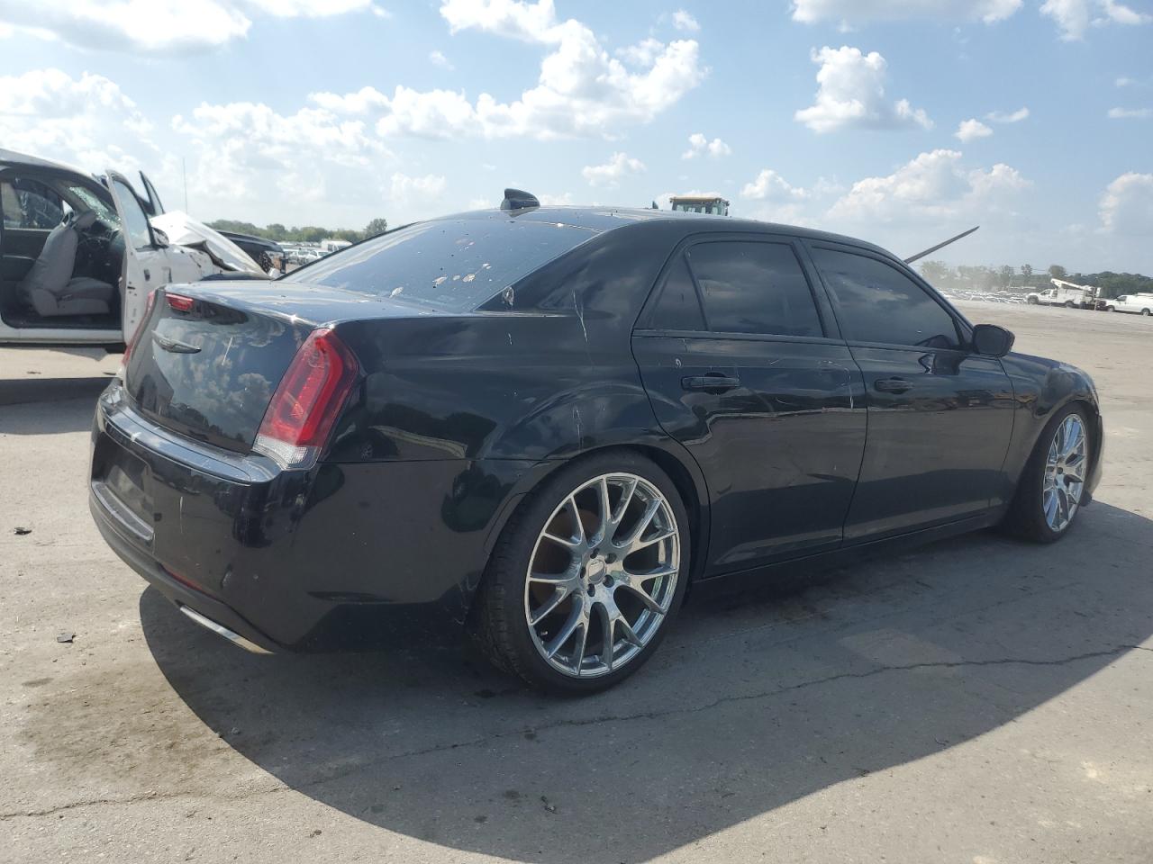 CHRYSLER 300S S