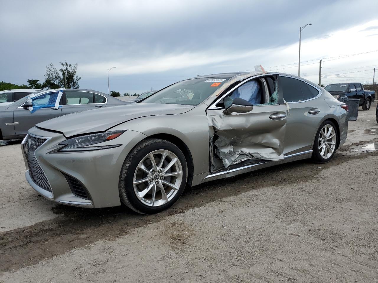 LEXUS LS 500