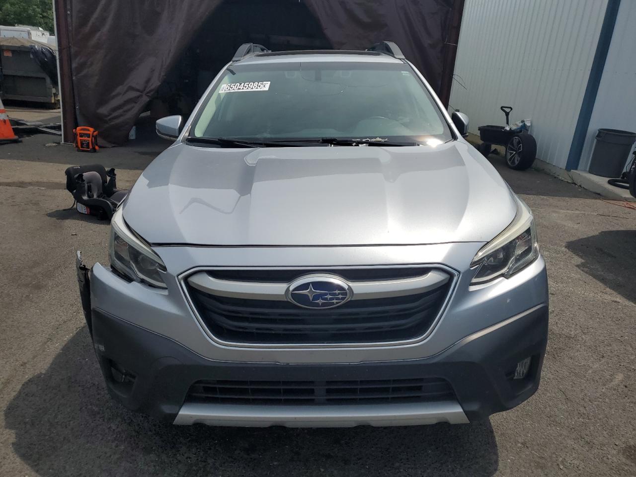 Lot #3304555441 2020 SUBARU OUTBACK LI
