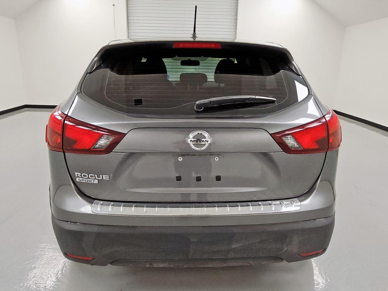 NISSAN ROGUE SPORT S