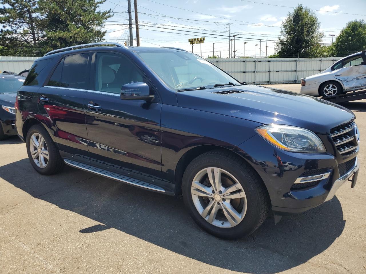 MERCEDES-BENZ M-CLASS 350 4MATIC