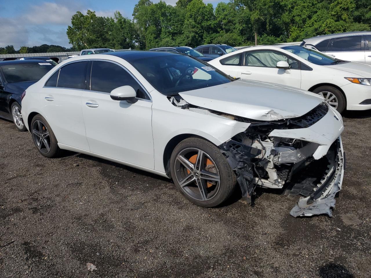 MERCEDES-BENZ A-CLASS 220 4MATIC