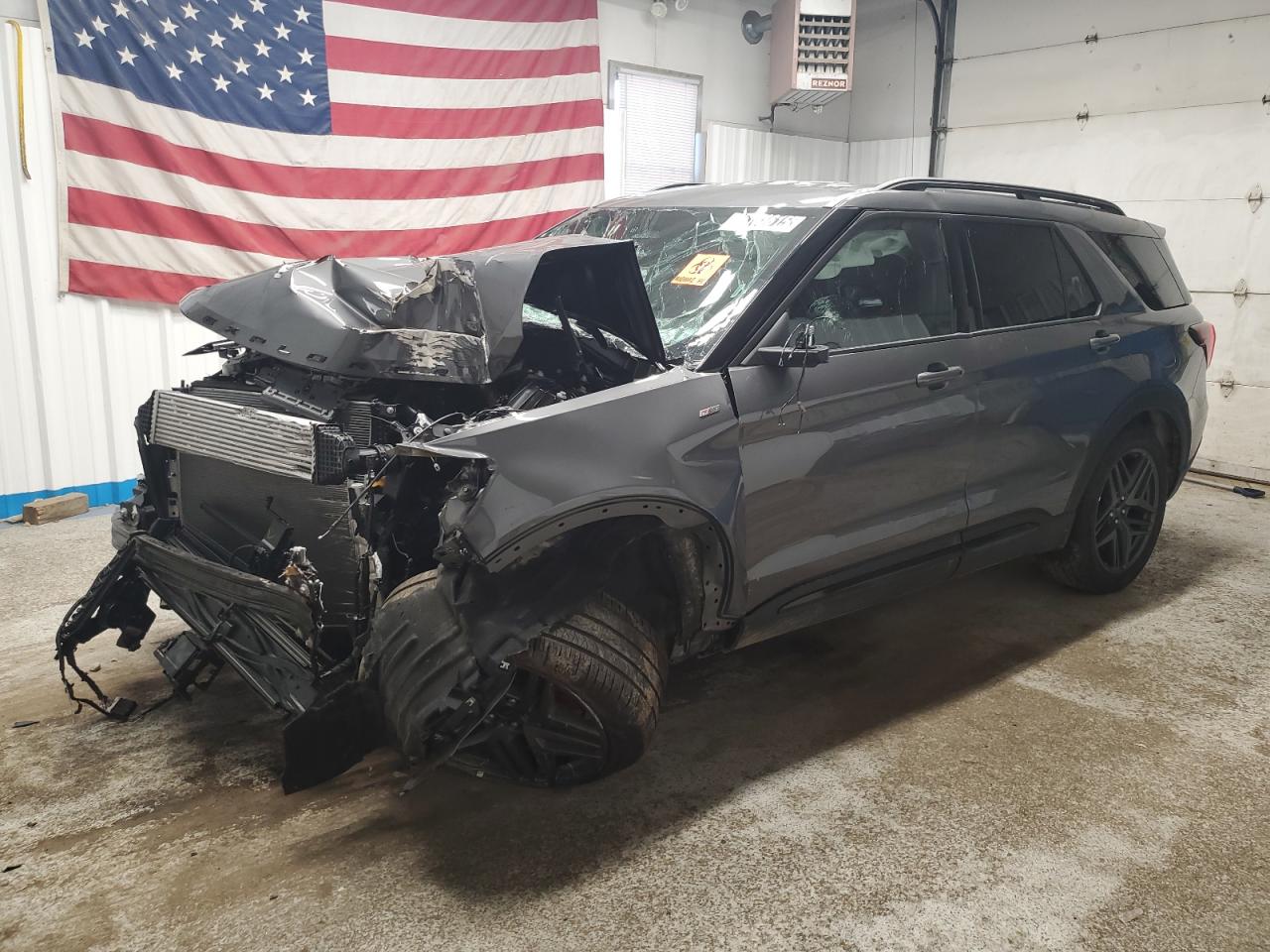 FORD EXPLORER ST-LINE