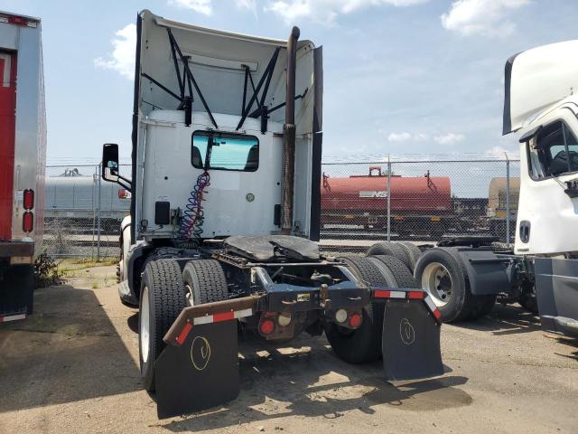 PETERBILT TRACTOR 579 2016 white tractor diesel 1XPBA48XXGD354415 photo #4