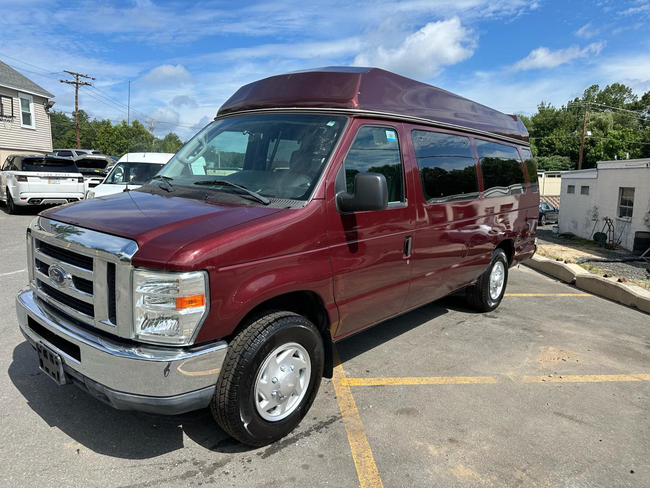 FORD ECONOLINE E250 VAN