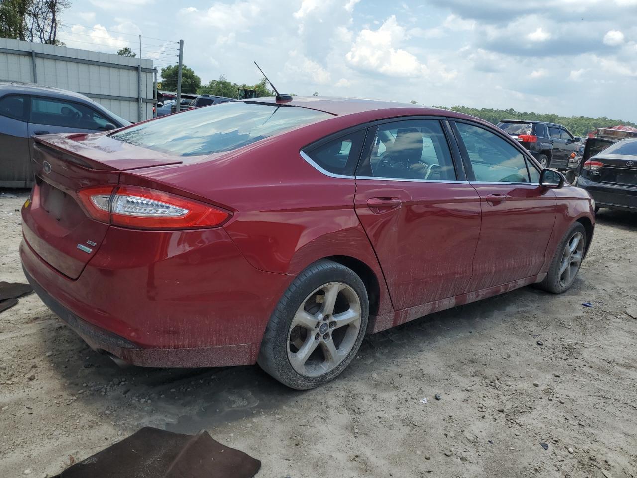 FORD FUSION SE