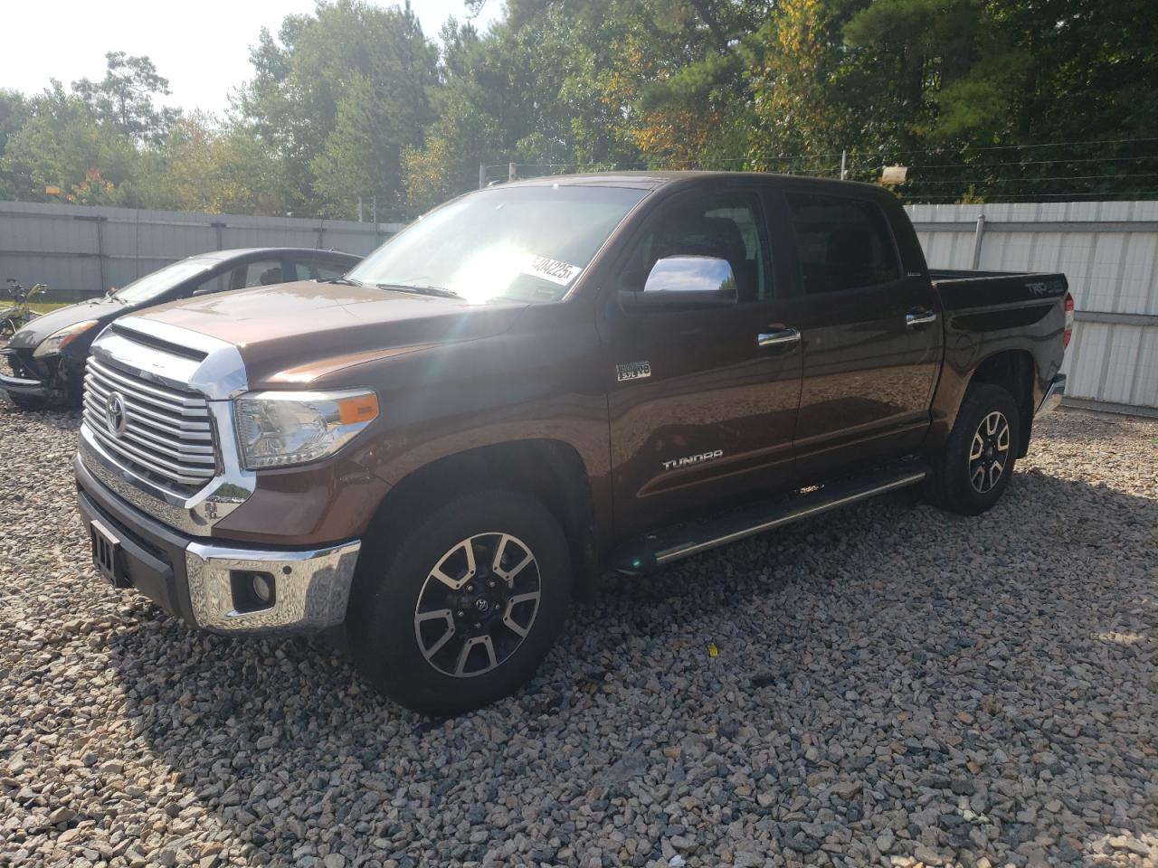 TOYOTA TUNDRA CREWMAX LIMITED