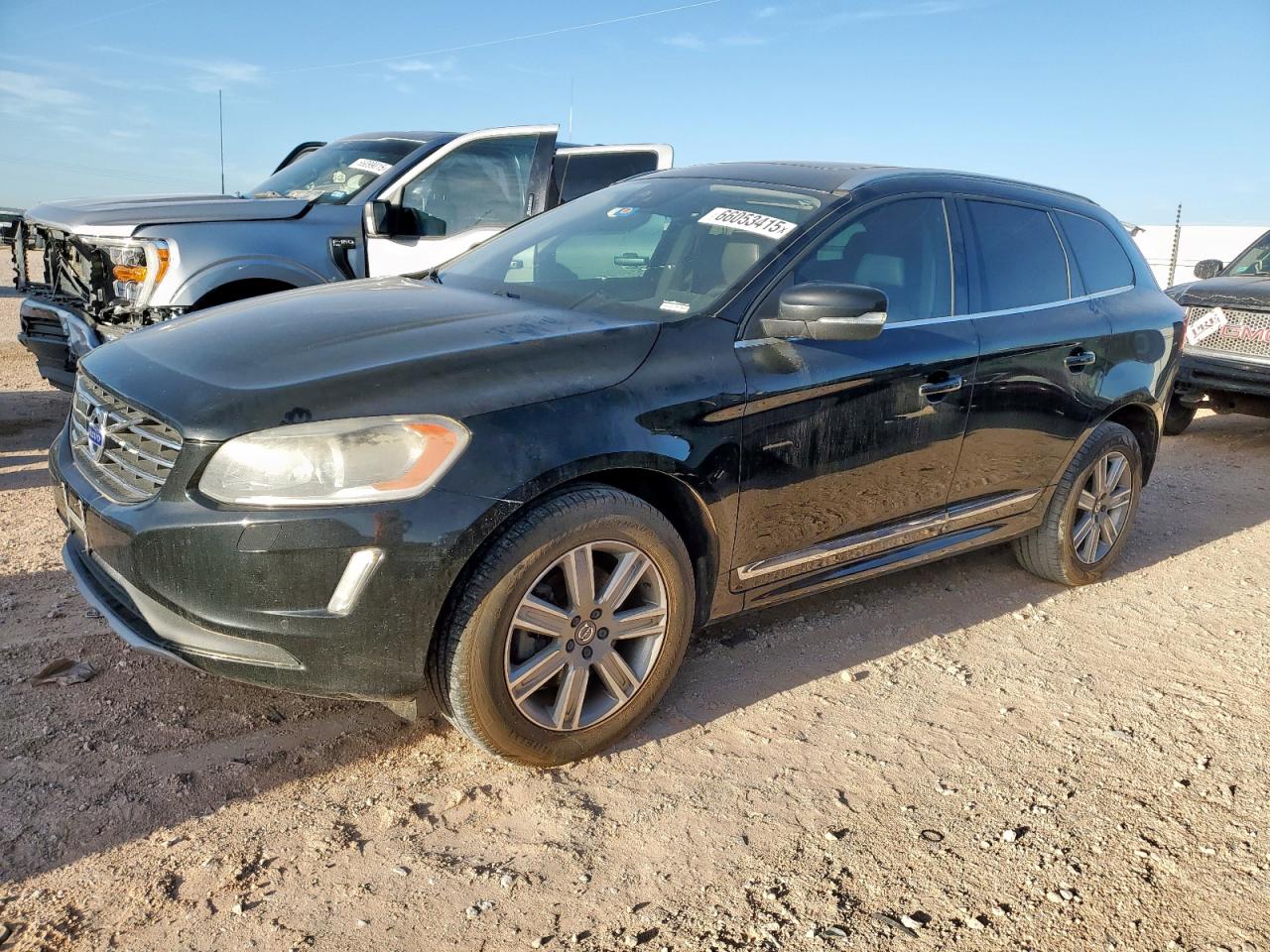 VOLVO XC60 T6 PLATINUM