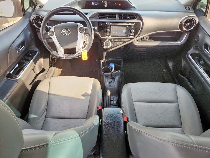 2016 TOYOTA PRIUS C JTDKDTB34G1121821
