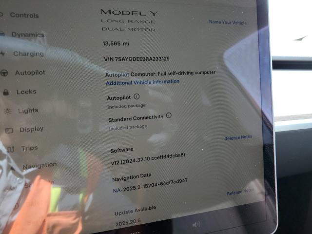 2024 TESLA MODEL Y 7SAYGDEE9RA233125