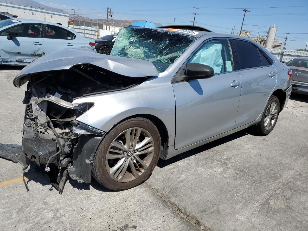 TOYOTA CAMRY LE