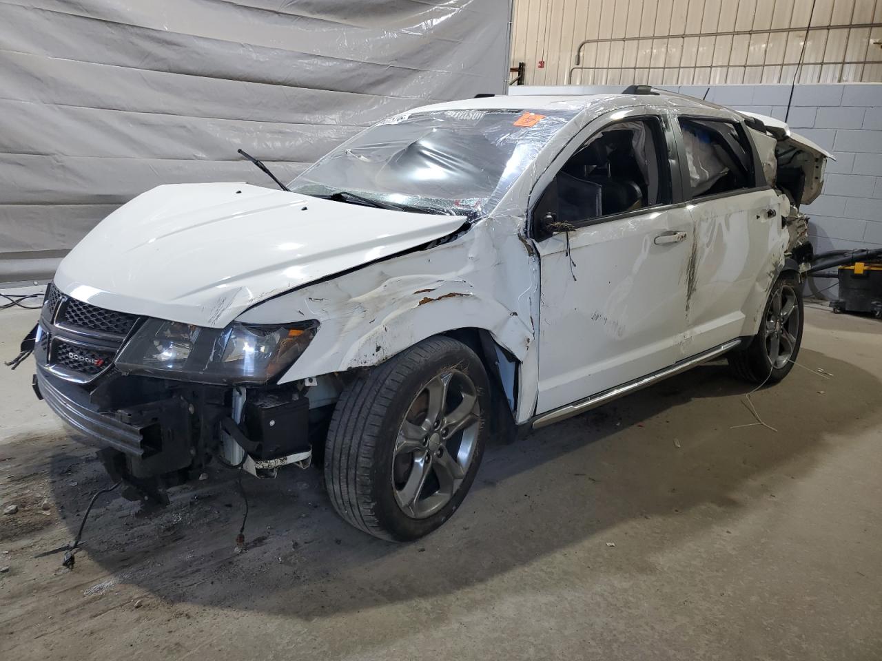 DODGE JOURNEY CROSSROAD