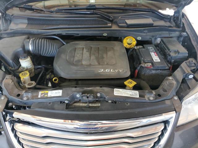 2016 CHRYSLER TOWN & COU 2C4RC1CGXGR119493