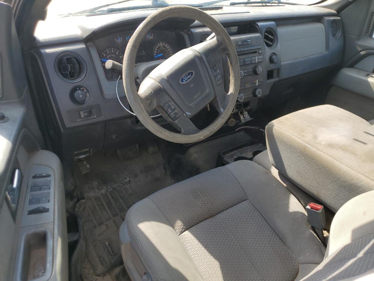 FORD F-150 SUPER CAB