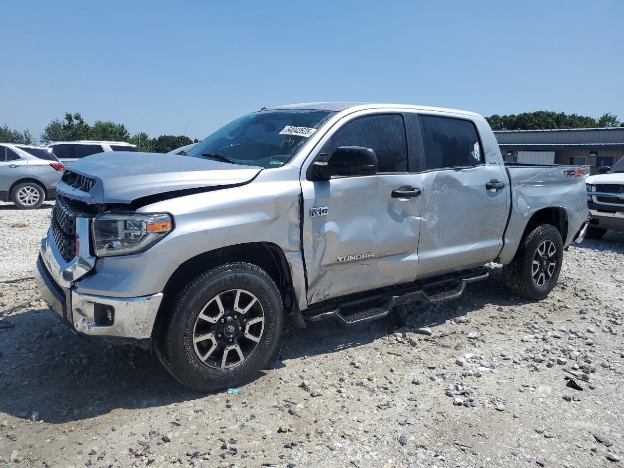 TOYOTA TUNDRA CREWMAX SR5