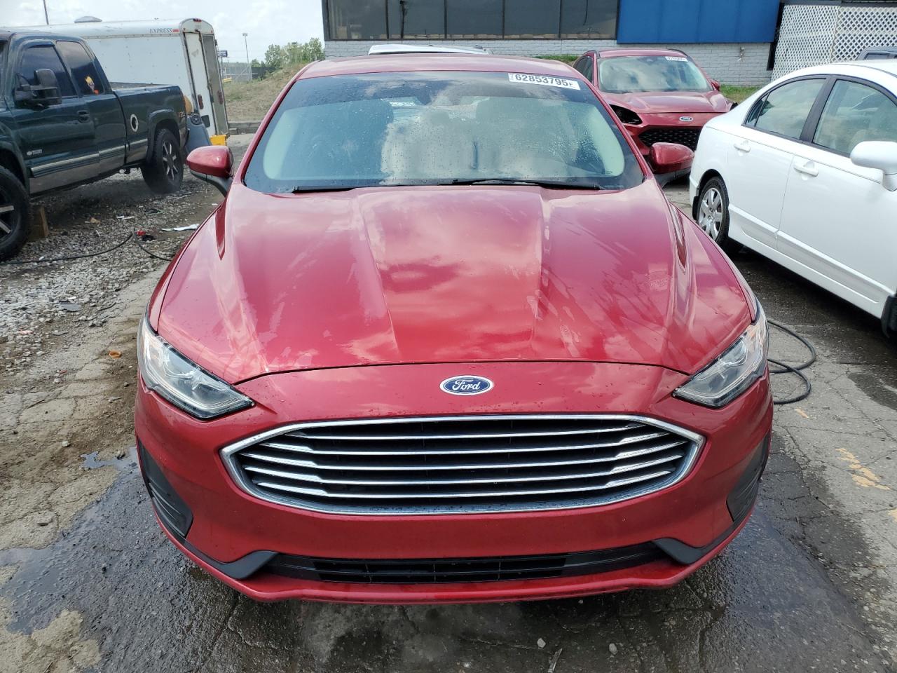 FORD FUSION SE