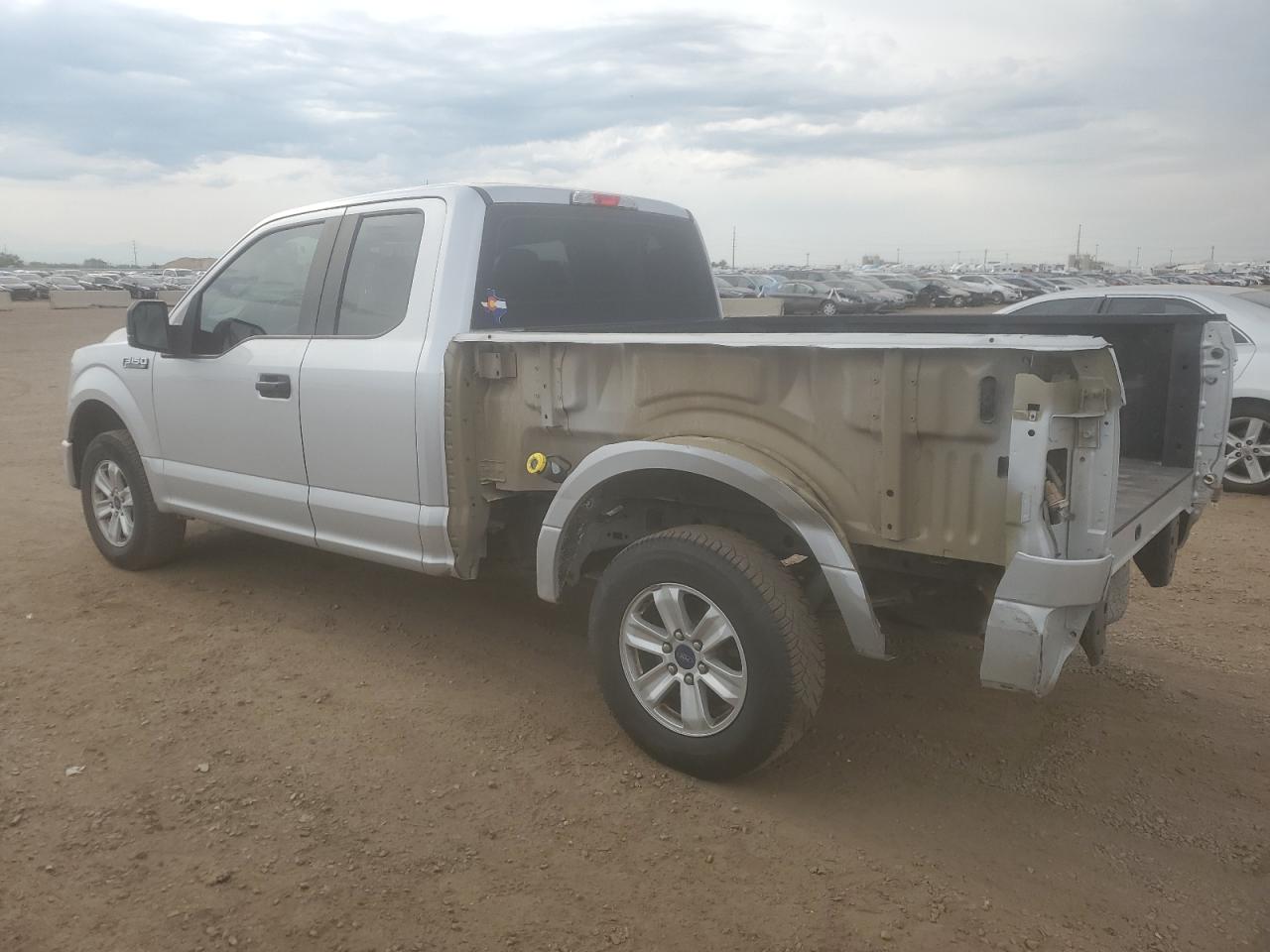 FORD F-150 SUPER CAB