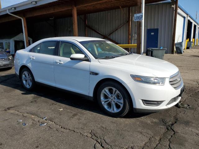 2018 FORD TAURUS SEL 1FAHP2E82JG117408