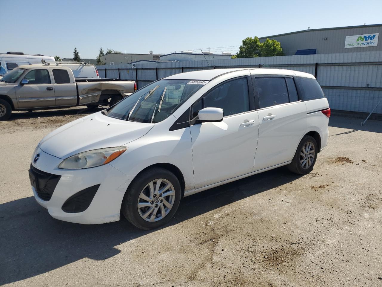 MAZDA 5