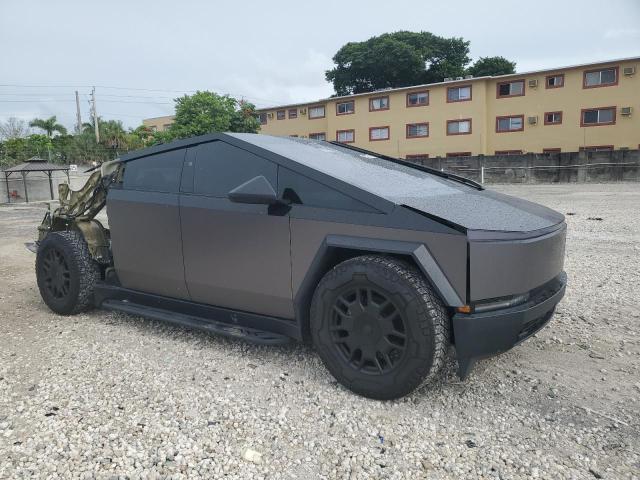 2024 TESLA CYBERTRUCK 7G2CEHED1RA020677