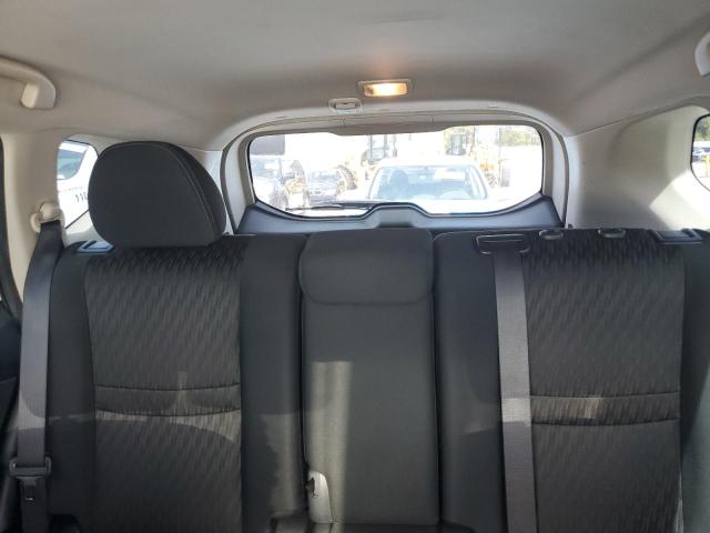 2018 NISSAN ROGUE S KNMAT2MT8JP577895