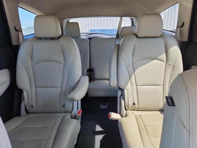 2021 BUICK ENCLAVE ES 5GAEVAKW1MJ255367