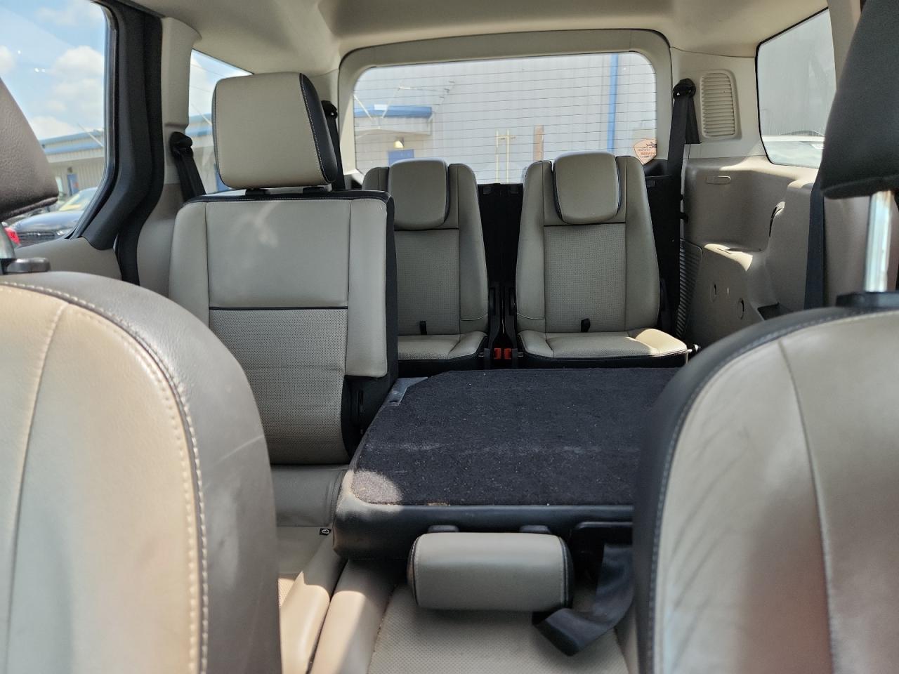 FORD TRANSIT CONNECT TITANIUM