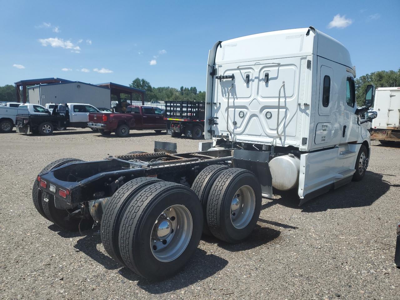 Lot #3214351233 2021 FREIGHTLINER CASCADIA 1