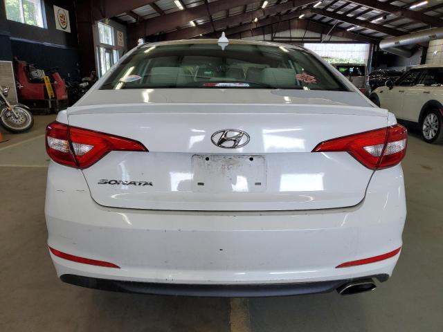 2015 HYUNDAI SONATA SE 5NPE24AF4FH141496