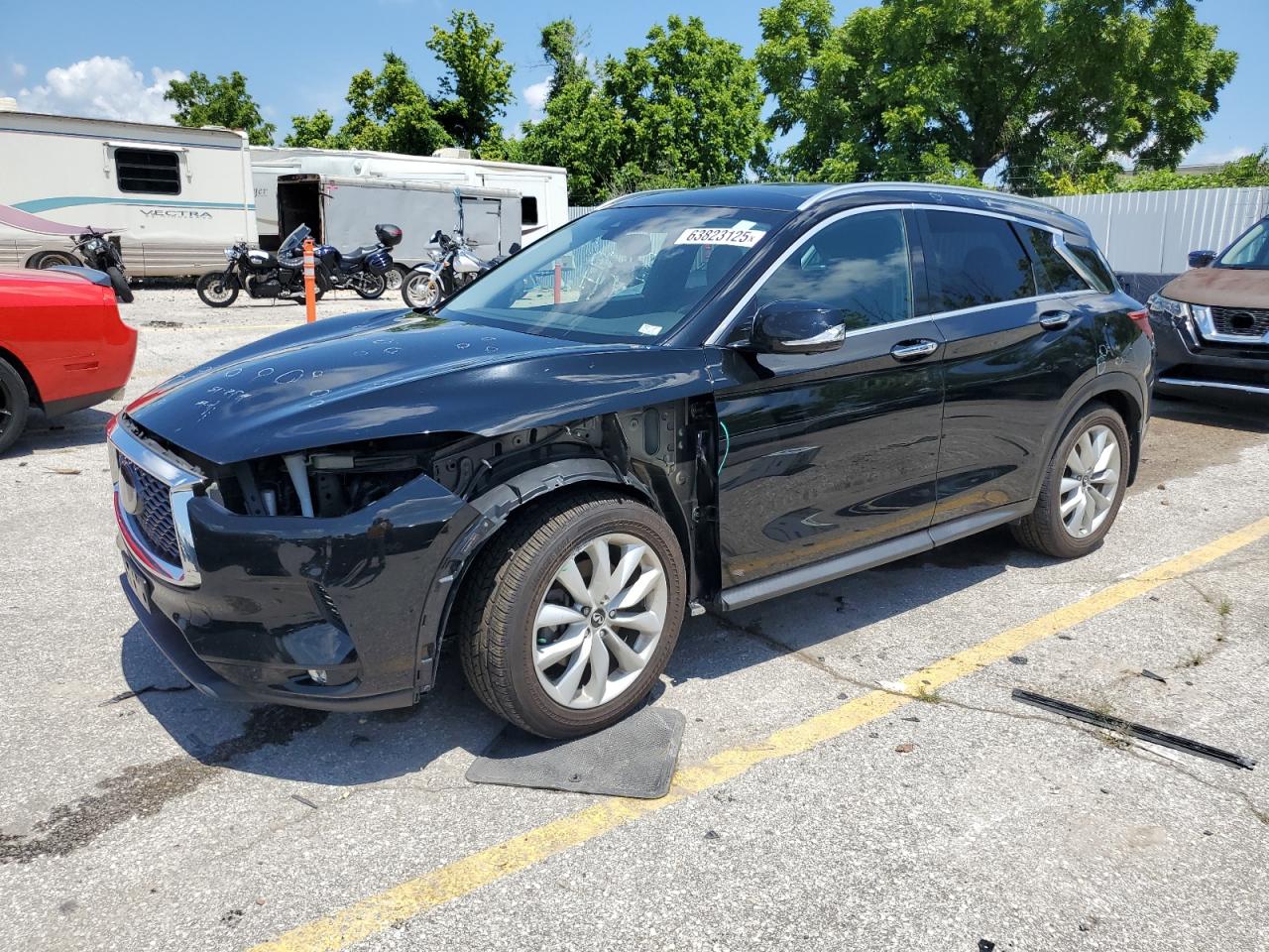 INFINITI QX50 ESSENTIAL