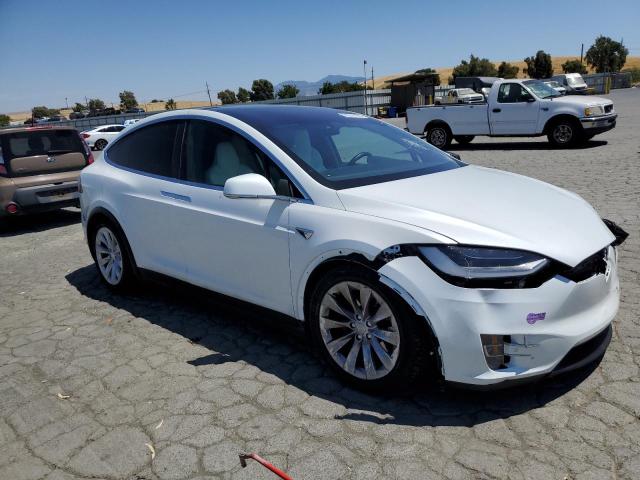 2018 TESLA MODEL X 5YJXCBE22JF136595