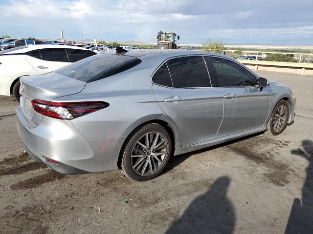 2021 TOYOTA CAMRY XLE 4T1F11AK3MU610336