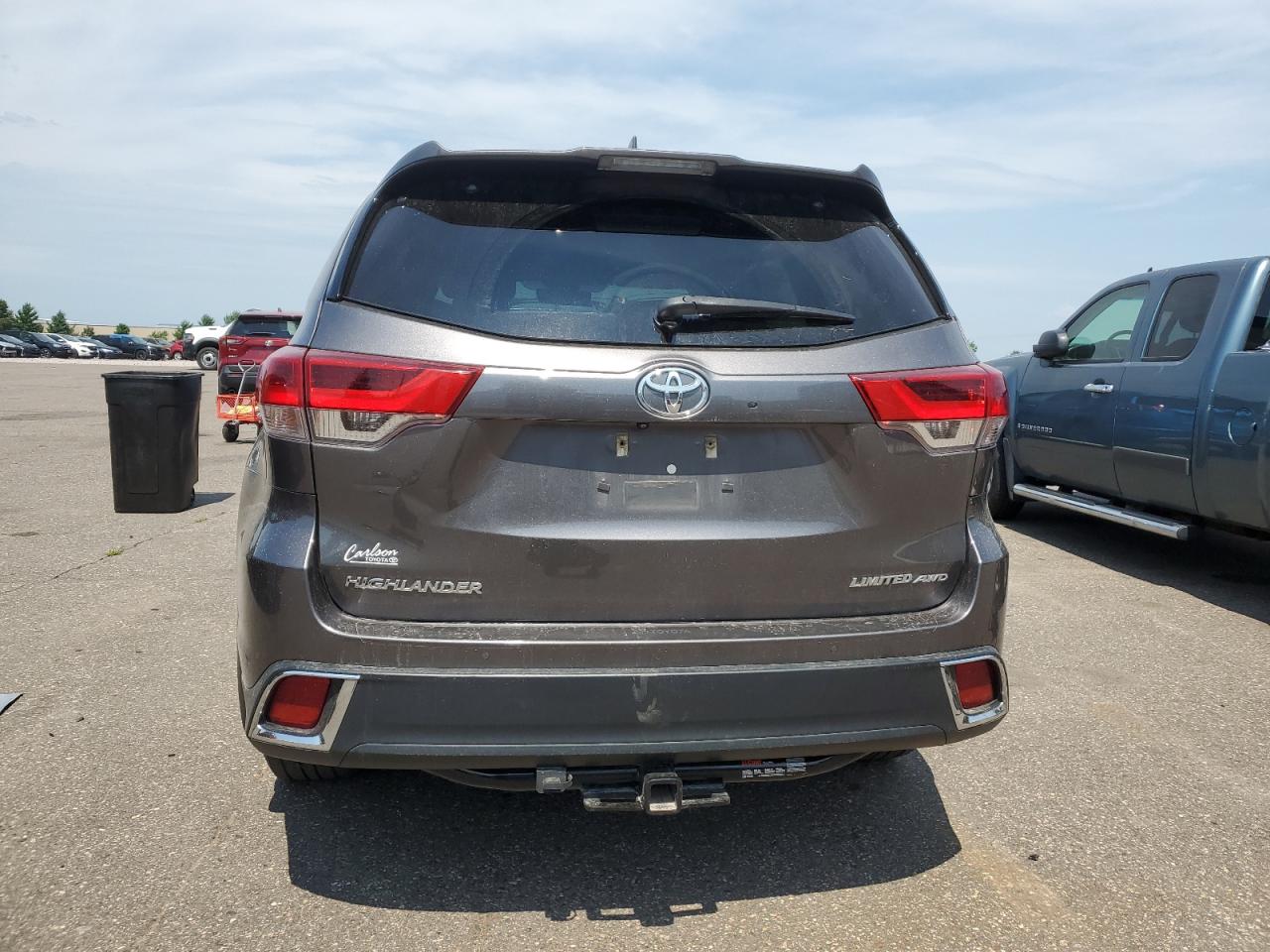 TOYOTA HIGHLANDER LIMITED