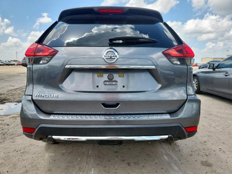 2018 NISSAN ROGUE S KNMAT2MT8JP542628