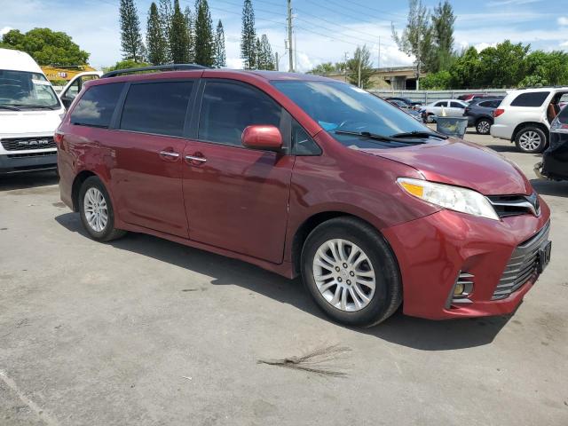 2018 TOYOTA SIENNA XLE 5TDYZ3DC1JS919082