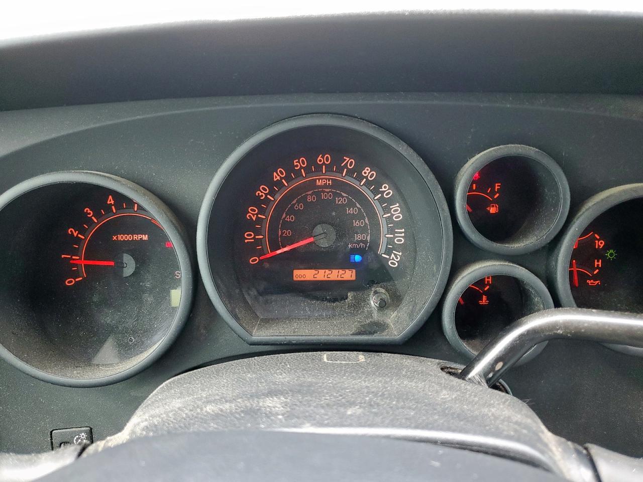 TOYOTA TUNDRA DOUBLE CAB SR5