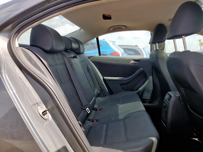 2011 VOLKSWAGEN JETTA SE - 3VWDX7AJ0BM352473