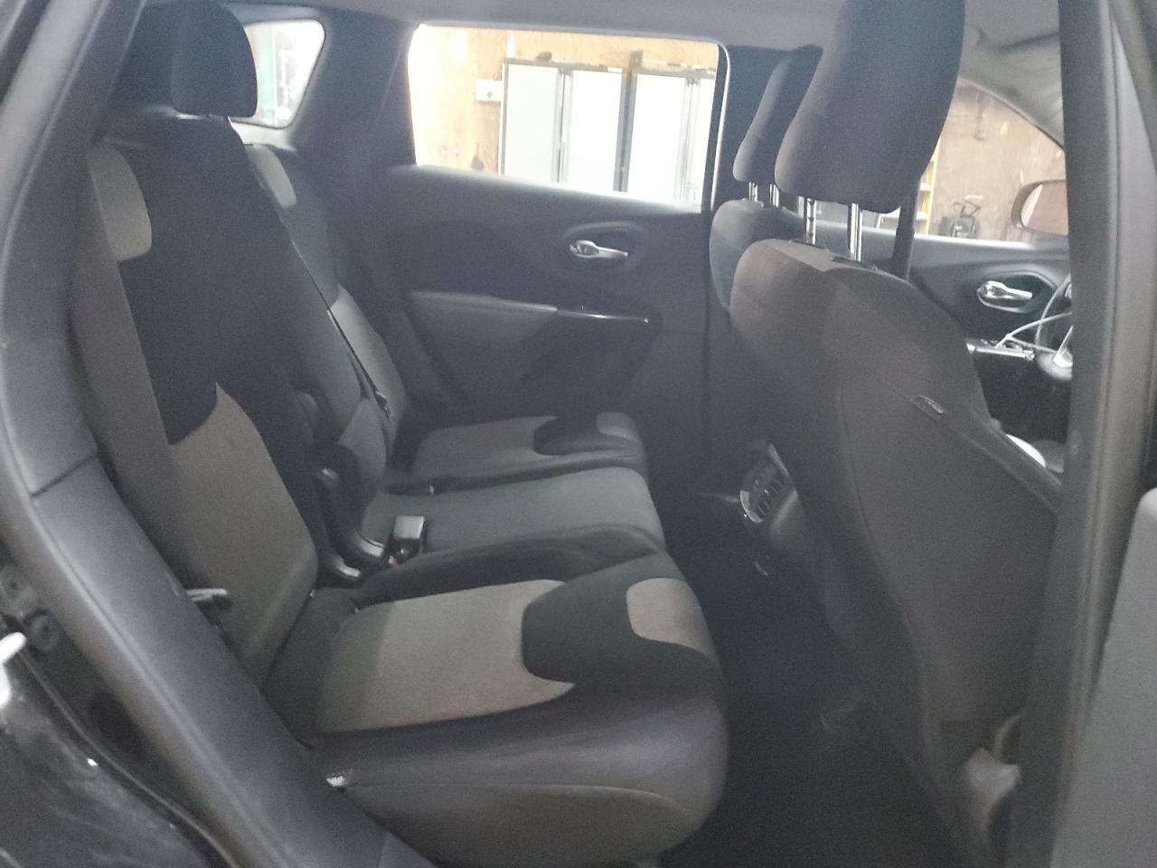 JEEP GRAND CHEROKEE LATITUDE