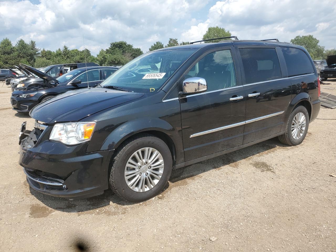 CHRYSLER TOWN & COUNTRY TOURING L