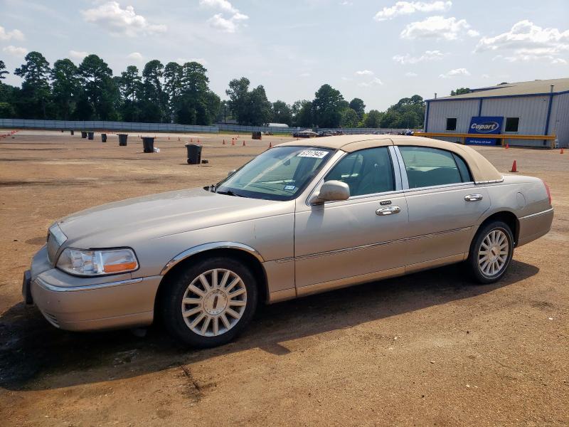 LINCOLN TOWN CAR E